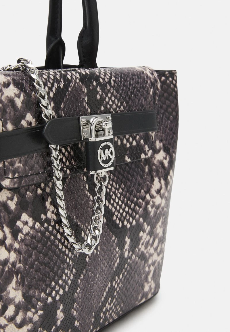 MICHAEL Michael Kors Damen HAMILTON LEGACY BELTED SATCHEL - Handtasche - Black/white 7 MICHAEL Michael Kors Damen HAMILTON LEGACY BELTED SATCHEL - Handtasche - Black/white - Image 5