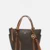 MICHAEL Michael Kors Damen SULLIVAN TOTE - Handtasche - Brown/acorn 2 MICHAEL Michael Kors Damen SULLIVAN TOTE - Handtasche - Brown/acorn -MICHAEL Michael Kors f6174555ff8f4a73ac7204ac82cab031