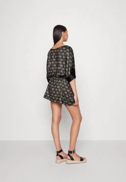 MICHAEL Michael Kors Damen MONOGRAM BELTED COVER UP - Strandaccessoire - Black -MICHAEL Michael Kors f69f8f929bba430c863d7a253ba4c9c6